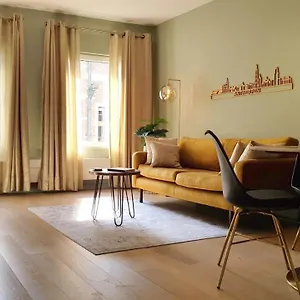 - Chique , Antwerp Belgium