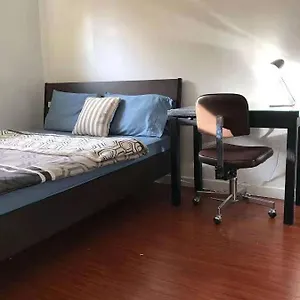 Family House In The City Center , Richmond Canada